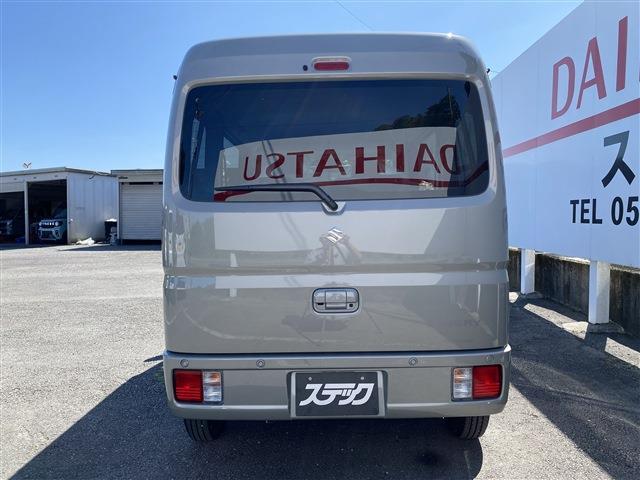 Suzuki Every 8