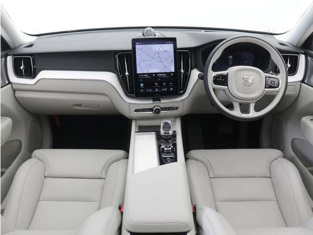 Volvo XC60 4
