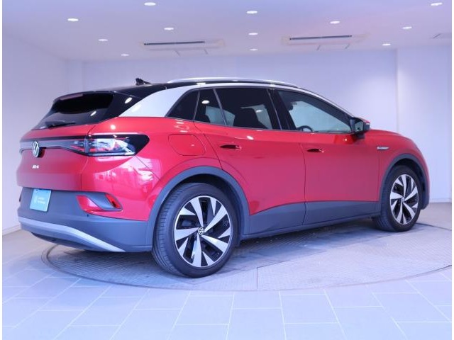 Volkswagen ID.4 12