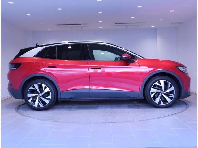 Volkswagen ID.4 13