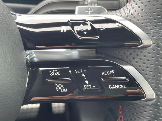 Mercedes-Benz GLB 6