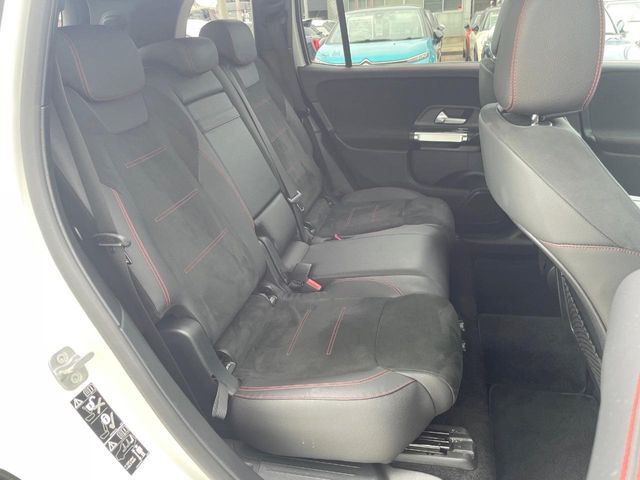 Mercedes-Benz GLB 8