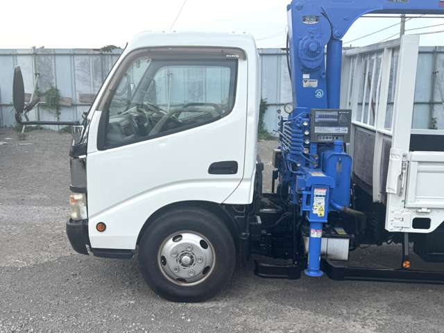 Hino Dutro 7