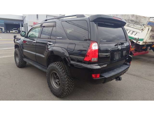 Toyota Hilux Surf 6
