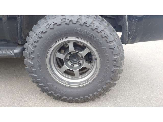 Toyota Hilux Surf 7