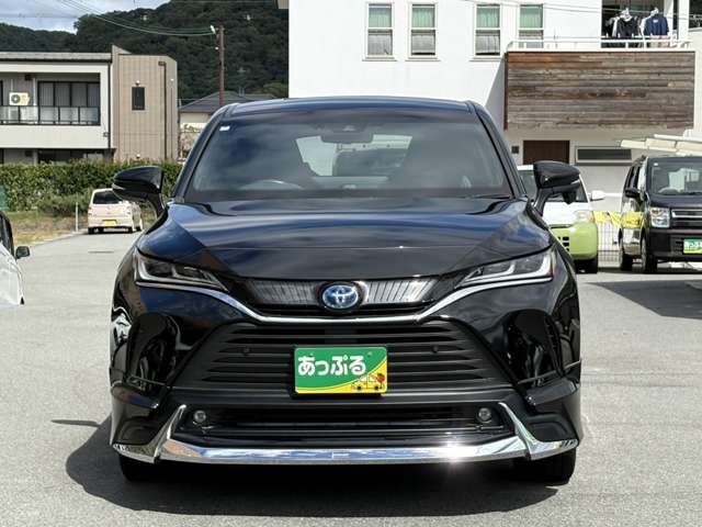 Toyota Harrier 3