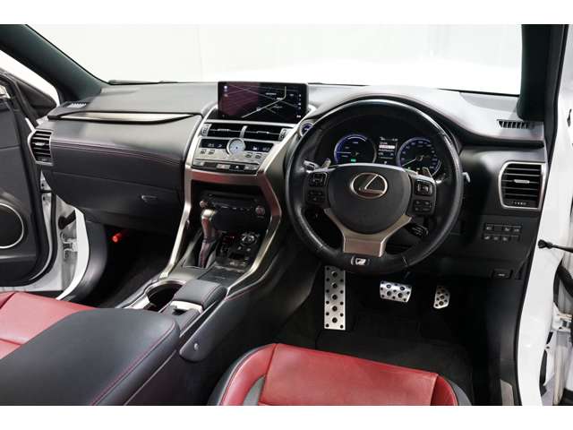 Lexus NX 2