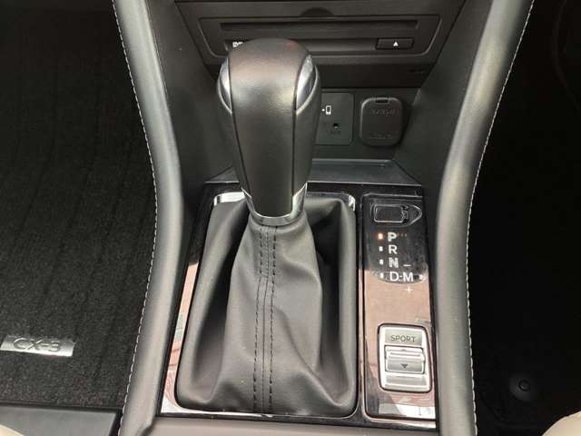 Mazda CX-3 12