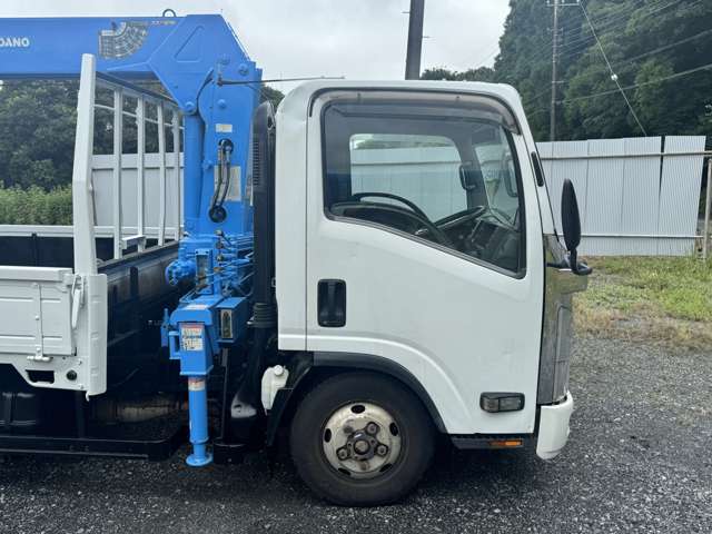 Isuzu Elf 7