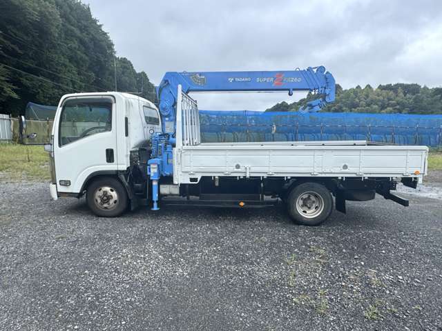 Isuzu Elf 10