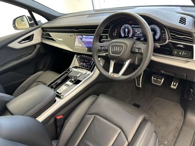 Audi Q7 12