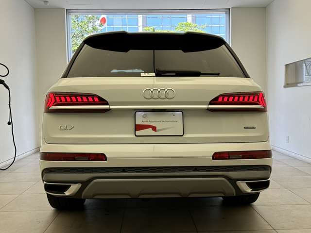 Audi Q7 8