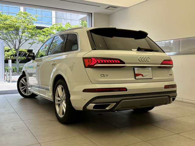 Audi Q7 9