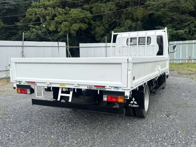 Mitsubishi Fuso Canter 6