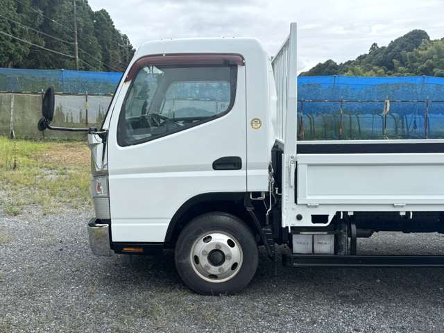 Mitsubishi Fuso Canter 7