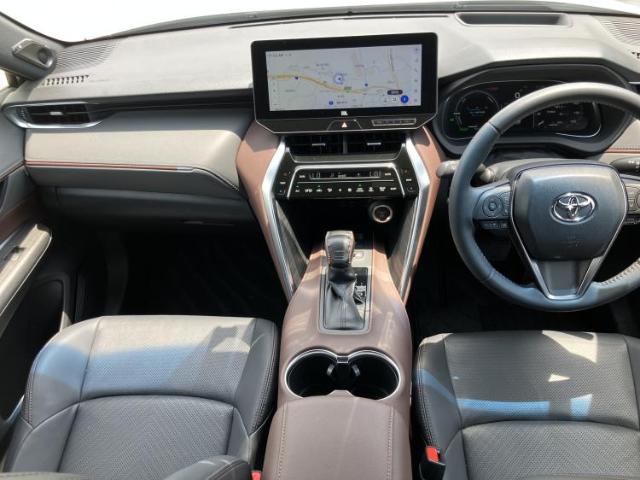 Toyota Harrier 8