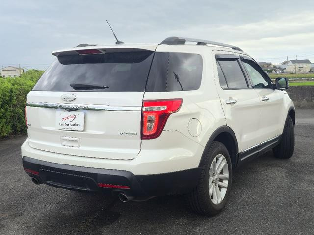 Ford Explorer 10