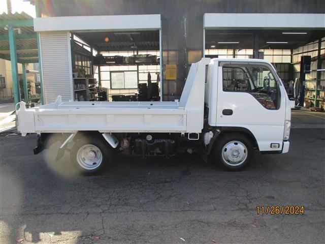Isuzu Elf 5