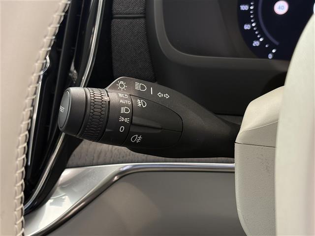 Volvo XC90 8