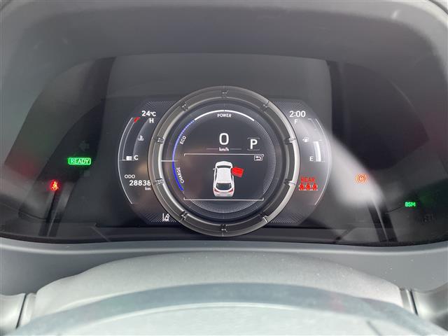 Lexus UX 10