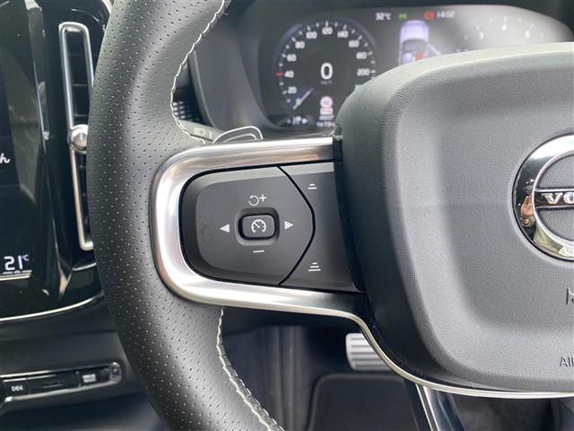 Volvo XC40 6