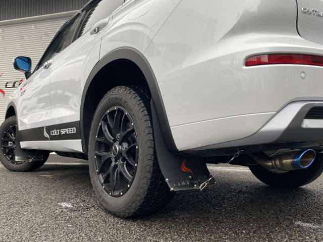 Mitsubishi Outlander 12