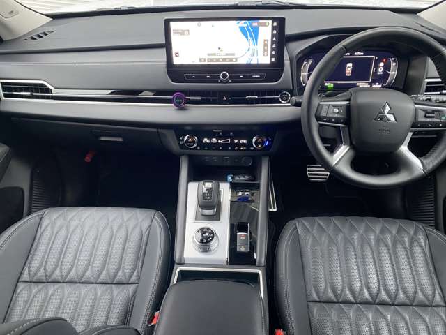 Mitsubishi Outlander 7