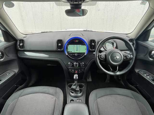 MINI Crossover 7