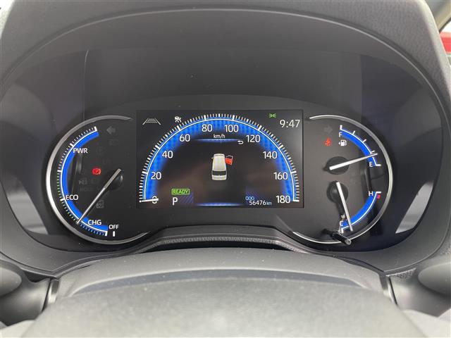 Toyota Voxy 11