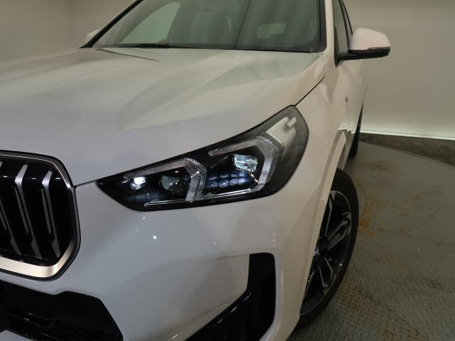 BMW X1 12