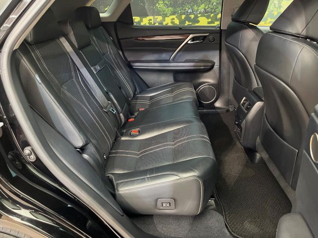 Lexus RX 10