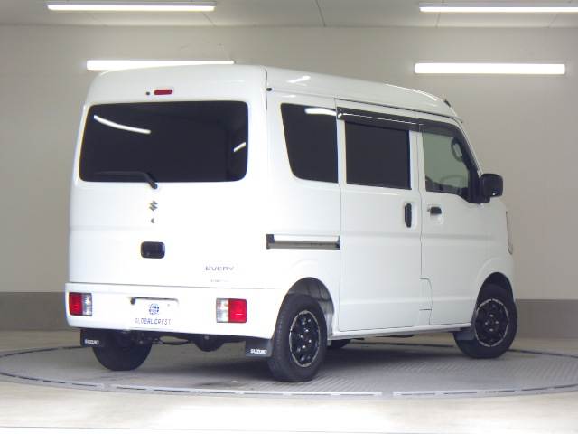 Suzuki Every 2