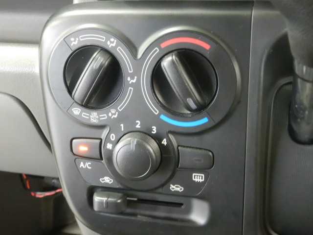 Suzuki Every 8