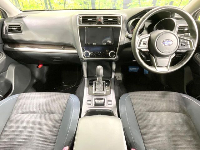 Subaru Legacy Outback 2