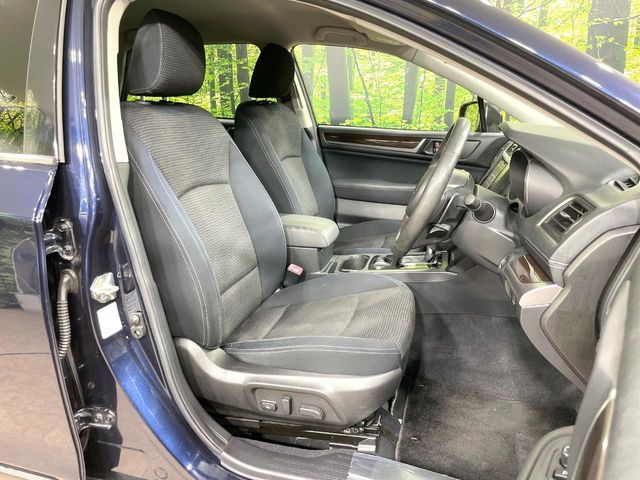 Subaru Legacy Outback 8