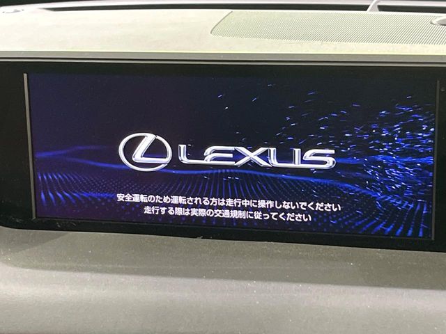 Lexus UX 4