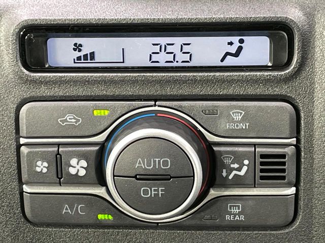 Daihatsu Atrai 7