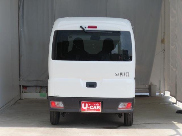 Daihatsu Hijet Cargo 5