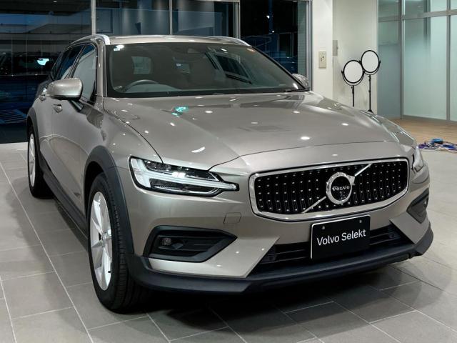 Volvo V60 Cross Country 6