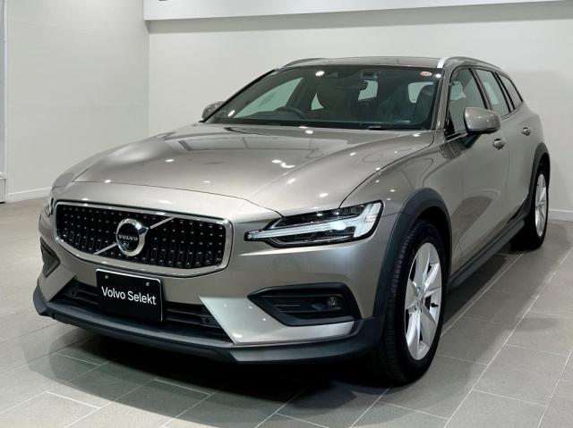 Volvo V60 Cross Country 8