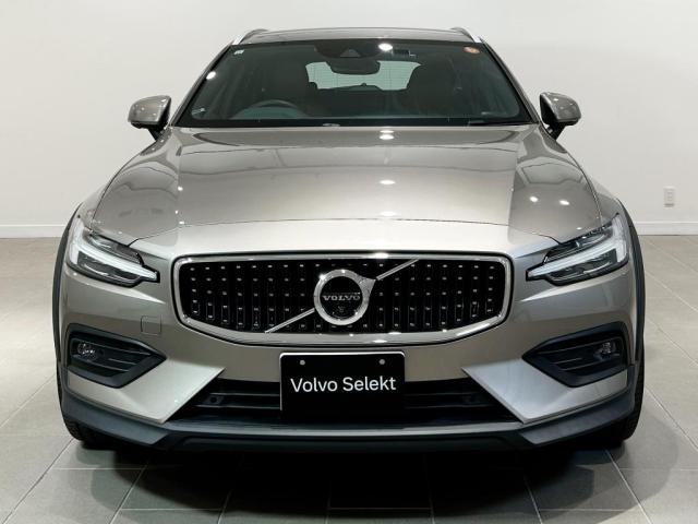 Volvo V60 Cross Country 9