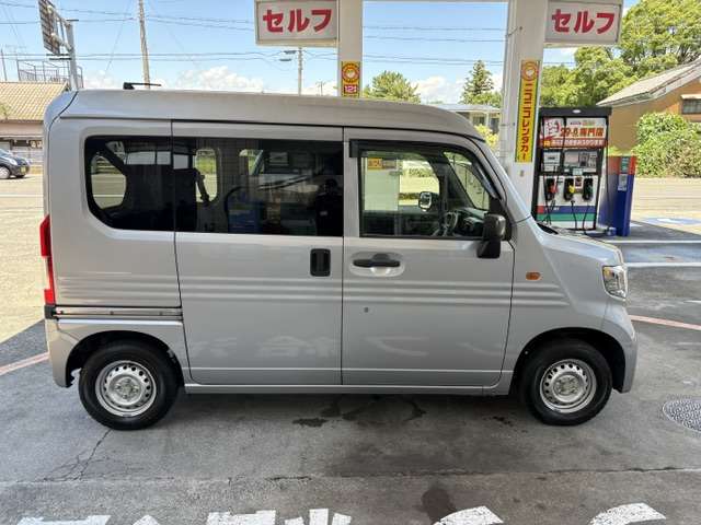 Honda N-VAN 8