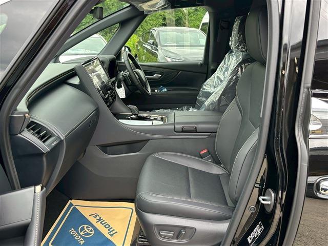 Toyota Alphard 5
