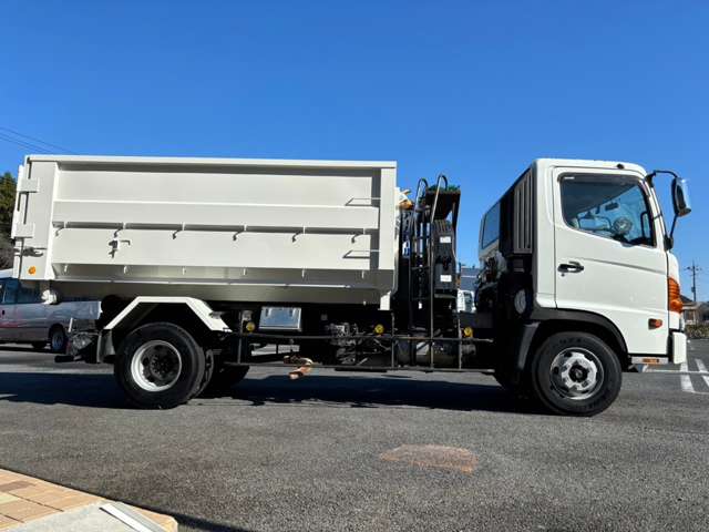 Hino Ranger 4
