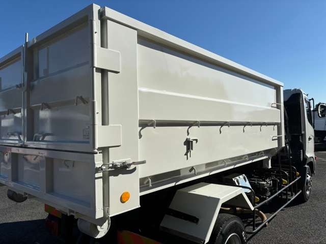 Hino Ranger 10