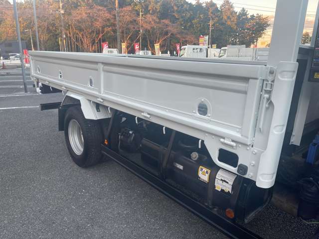 Mitsubishi Fuso Canter 12