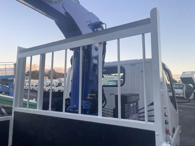 Mitsubishi Fuso Canter 10