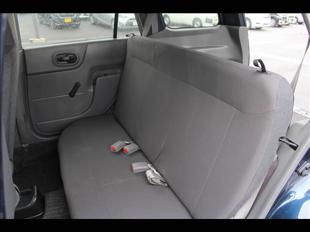 Nissan NV150 AD 11