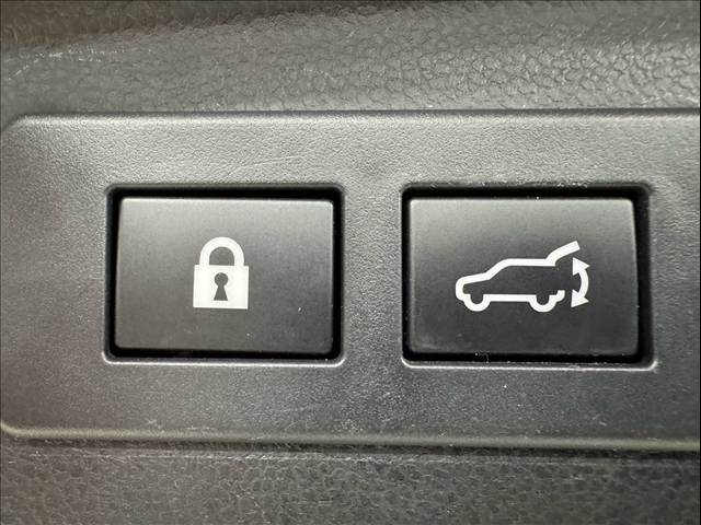 Subaru Legacy Outback 8