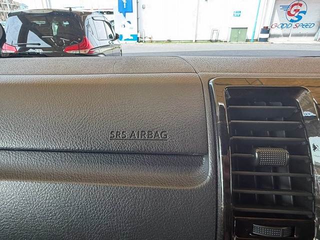 Toyota Hiace Van 10